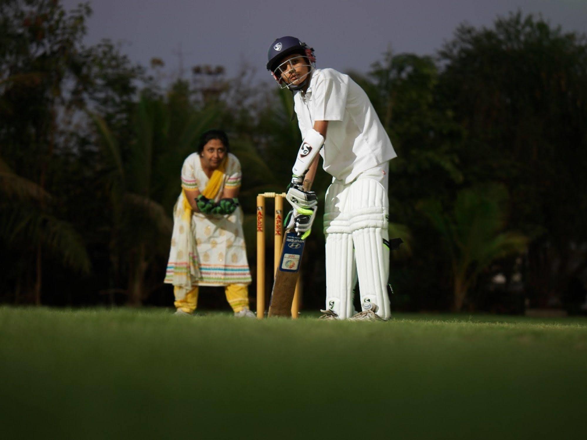 Palm Green Club Resort Jetalpur Bagian luar foto
