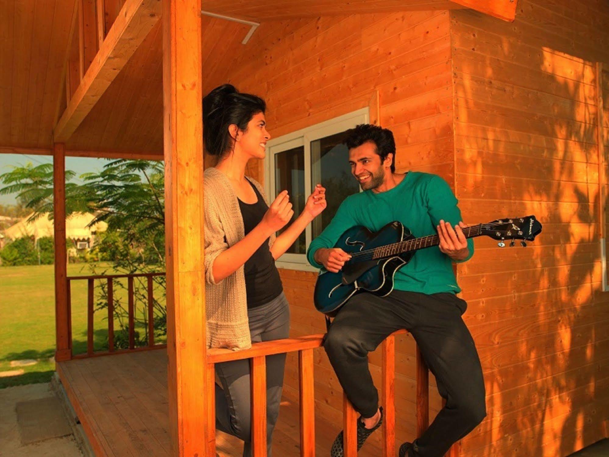 Palm Green Club Resort Jetalpur Bagian luar foto